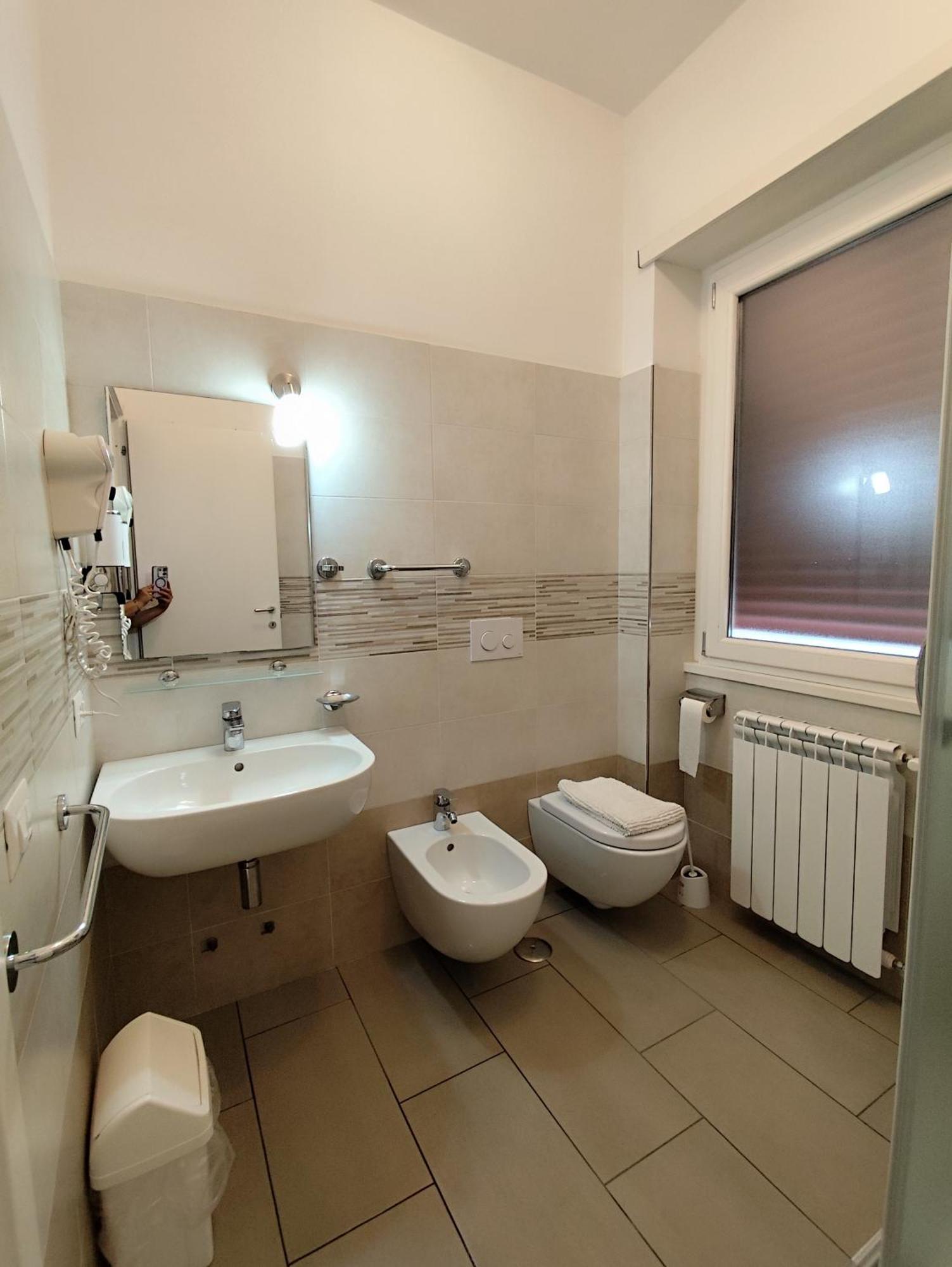 Belvedere Rooms Guest House Rom Exteriör bild